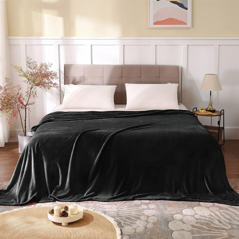 BEDELITE Fleece Blankets Queen Size, Luxury Plush Cozy Fuzzy Black Blanket 90x90 Inches, Super Soft Warm Lightweight