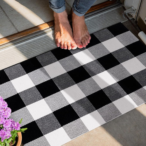 joybest Buffalo Plaid Doormats Rug 27.5 x 43 Inches, Black and White Checkered Cotton Hand-Woven Front Doormat for