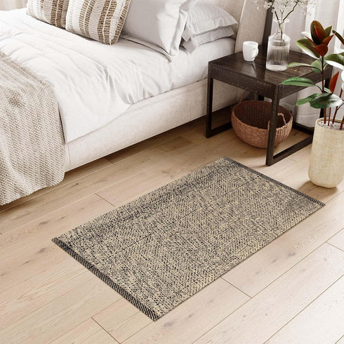 LEEVAN Small Bathroom Rug 2' x 3', Washable Natural Entryway Rug, Low Profile Reversible Mat for Bedroom/Porch
