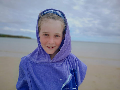 5'6" (37 24 4 TEAM MAGNUS Hooded Beach Towel for Kids up to - surf Poncho for Boys and Girls in x in) - Kids' Bath