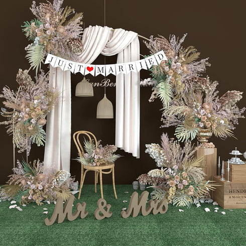 VIOPVERY Mr and Mrs Sign & Just Married Banner, Large Wooden Letters for Wedding Table, Photo Props for Anniversary