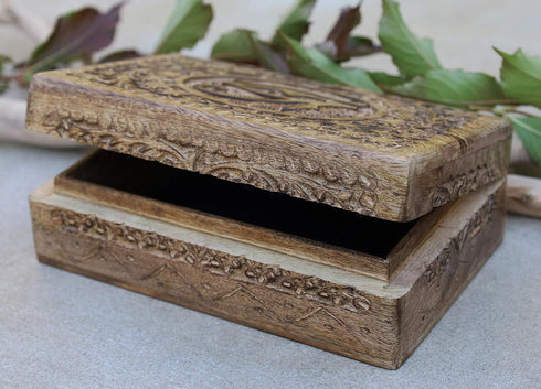 Egyptian Eye of Horus Hand Carved Jewelry Trinket Keepsake Box (Large)