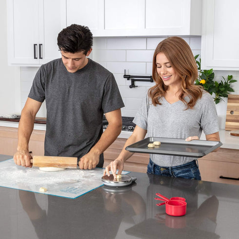 XXL Silicone Pastry Mat – Non-Slip Easy-Clean Rolling Mat for Dough, Cookies, Pizza & Fondant