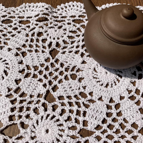 Dcor,15inches(40cm) Hsvanyr White Nightstand Cover Handmade Crochet Lace Table Cloth Doilies Dining Room Mats Table