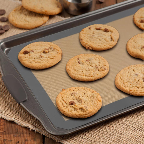 GRIDMANN Pro Silicone Baking Mat, Set of 2 Non-Stick Half Sheet, Food Safe Tray Pan Liners