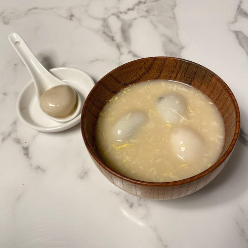 JapanBargain 1572x4 White Porcelain Soup Spoons - Japanese Chinese Rice Spoons, Pack of 4