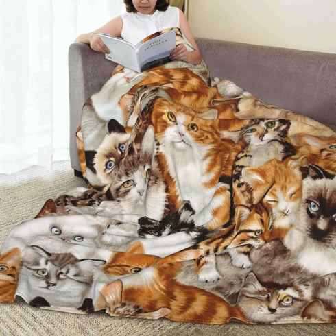 BLUBLU Cute Cat Design Flannel Fleece Throw Blanket, Lightweight Cozy Plush for Bedroom, 50"x40"