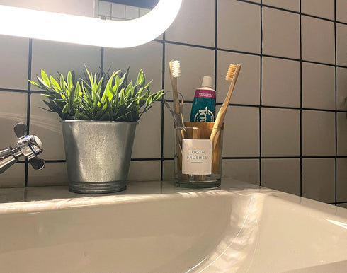 onsogi Countertop, Countertops 1 Pack Glass Toothbrush and Toothpaste Holder with Bamboo Divider for Bathroom