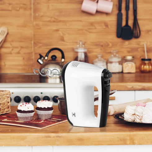 Moss & Stone Electric Hand Mixer, 250W, 6 Speed with Snap-On Storage Case, 4 Stainless Steel Accessories for Baking