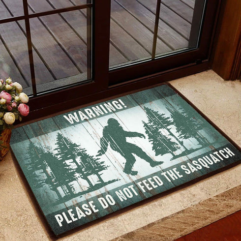 Welcome Mats for Front Door Outdoor Entry, Please Do Not Feed The Sasquatch Doormat, Non-Slip Mat, 17 x 30 Inch