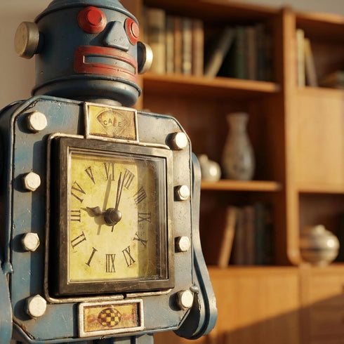 Robot Automatons Vintage Clock Bot Craft Cartoon Droid Model for Desktop Home Bedroom Office Robot Collection Boys Man