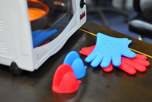 Sailing Silicone Gloves/Mitts for BBQ, Baking, Cooking, Heat Resistant, Mini, Red