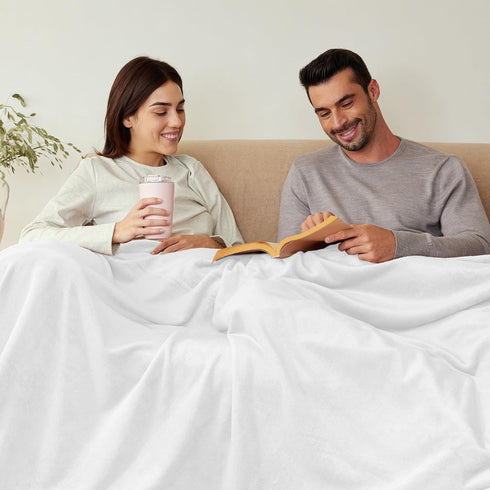 Exclusivo Mezcla Fleece Throw Blanket for Couch - 300GSM Super Soft and Warm, Pure White Cozy Plush Blanket, 50x60