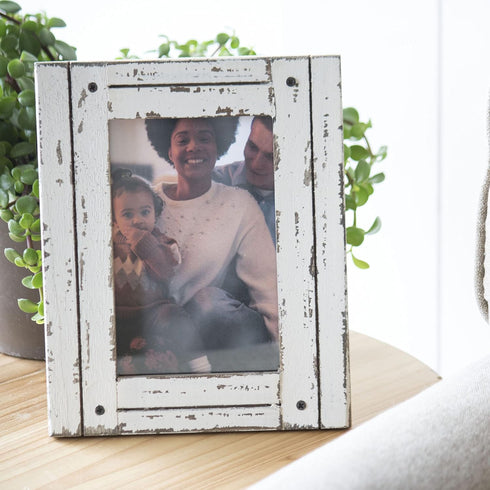 Foreside Home & Garden FFRD06190 White 4X6 Heartland Photo Frame
