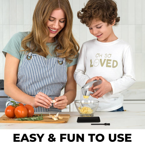 Set Zulay Kitchen Premium Garlic Press Rust Proof & Dishwasher Safe Garlic Mincer Tool with Silicone Garlic Peeler