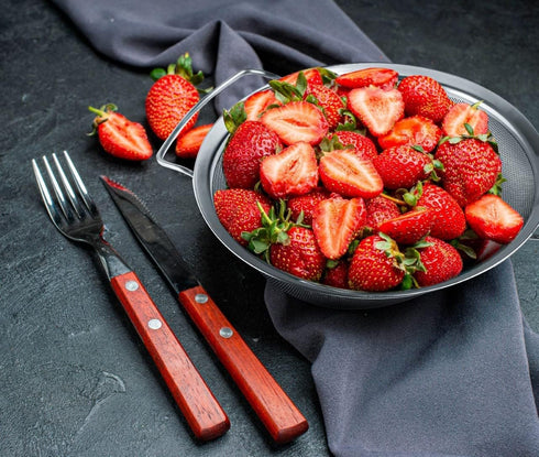 8" Large Fine Mesh Strainer with thermo plastic rubber handle - Sieve Fine Mesh Stainless Steel - Ideal to Strain