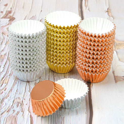 Elcoho 600 Pieces Mini Foil Metallic Cupcake Liners - 1.25 Inch Baking Cups, Gold, Silver, and Rose Gold