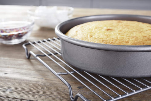 Chicago Metallic Professional Non-Stick Round Cake Pan - 9-Inch