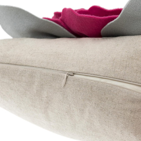3D 18x18 Inch JWH Iris Flower Throw Pillow Cover Decorative Floral Accent Pillow Case Stereo Cushion Handmade