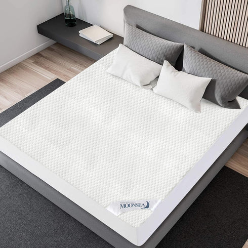 Queen Mattress Protector, Waterproof Cooling Mattress Pad Cover, Bamboo Fabric, Fitted 8-18 inch Deep Pocket