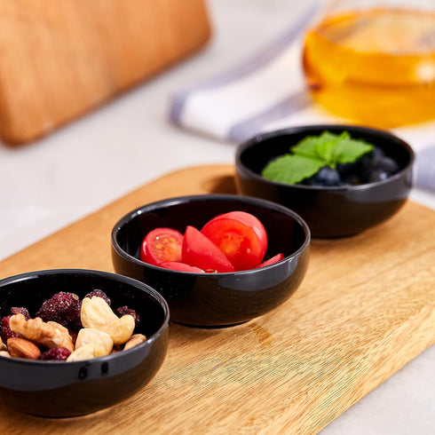 Ceramic Pinch Bowls, 2.5 oz Mini Prep Dip Bowl Set, Small Dipping Salsa Charcuterie Bowls, Set of 6 (Black)