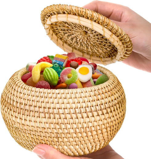 Round Rattan Basket Box with Lid, Small Handmade Woven Storage Basket for Home, Bathroom Decor Organizer