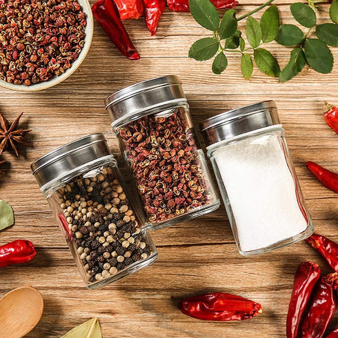 Segarty Spice Jars, 6 Pack 3 oz Glass Bottles with Shaker Lids for Spices