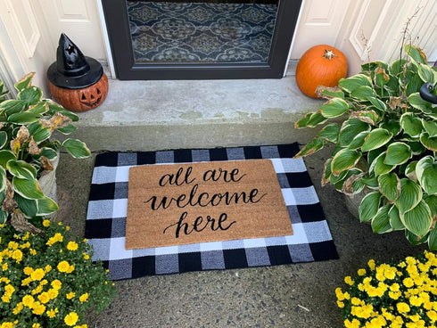 MUBIN 27.5 x 43 Inches Cotton Buffalo Plaid Rug, Hand-Woven Indoor or Outdoor Rugs for Layered Door Mats (Black and