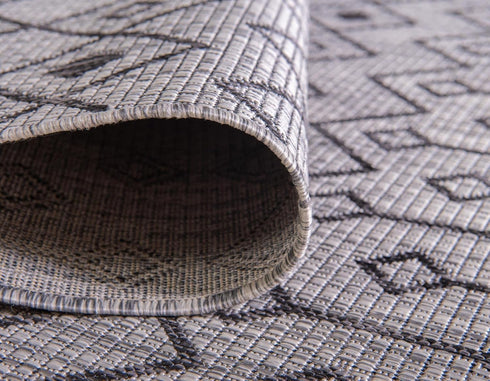 Unique Loom 3' 3" Round Outdoor Trellis Collection Area Rug, Tribal Trellis, Gray/Black