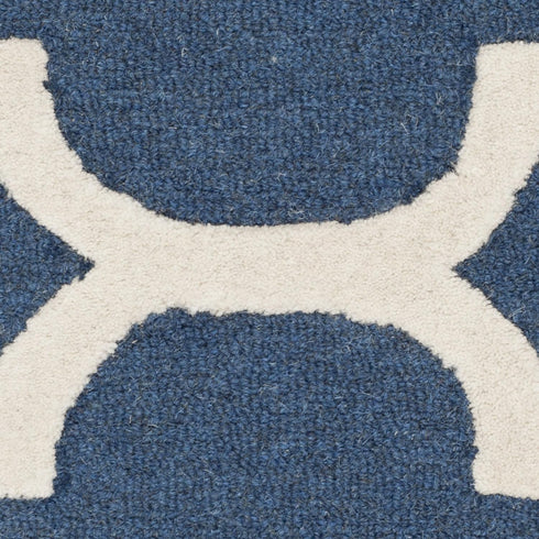 SAFAVIEH Cambridge Collection Handmade Moroccan Trellis Accent Rug, 2' x 3', Navy/Ivory CAM140G