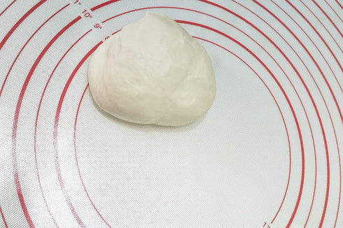 Silicone Pastry Mat, Non-Stick Baking Mat with Measurement, Fondant Mat, Three Sizes, Red