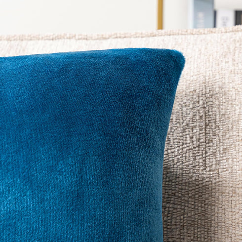 PAVILIA Teal Blue Throw Pillow Covers 18x18, Set of 2 Decorative Cases for Bed Sofa Couch, Velvet Square