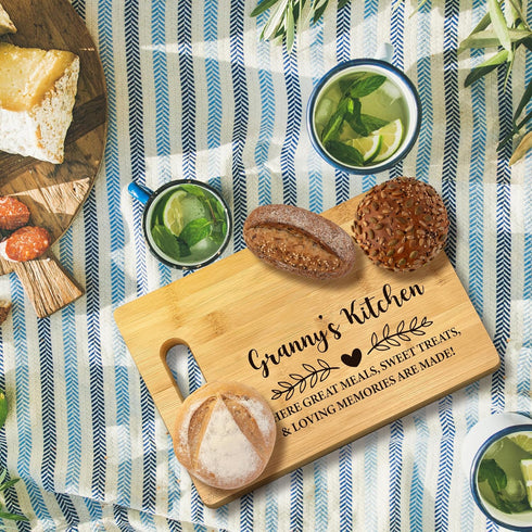 Granny Gifts, Granny's Kitchen Grandma Gift Bamboo Cutting Board Kitchen Decor, Gifts Gift For Granny, Mothers Day Granny Gifts Gift For Granny Christmas Birthday, Grandma Kitchen Decor