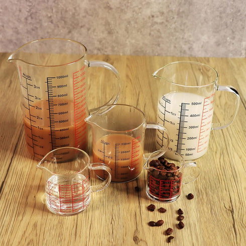 Glass Measuring Cup with Insulated Handle and V-Shaped Spout, High Borosilicate Glass, Easy to Read, 250 ML (8 Oz)