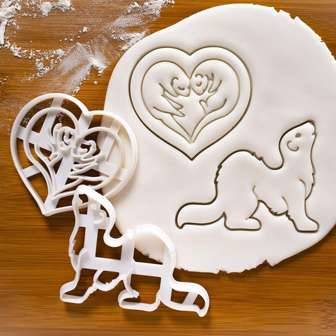 Set of 2 Ferret Cookie Cutters - Designs: Body & Love, 2 Pieces by Bakerlogy