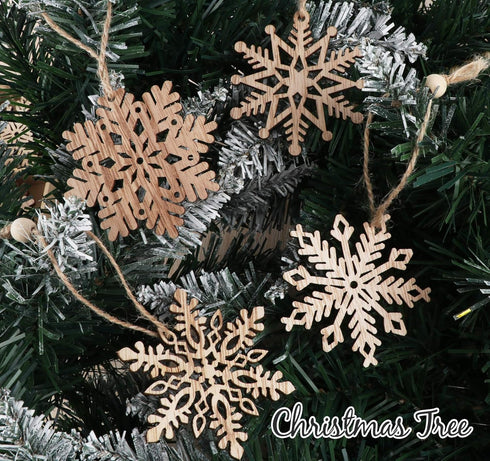 ilauke 20 pcs Unfinished Christmas Wood Snowflake Ornaments - 4 Styles Bulk with Twine for Tree Decorations