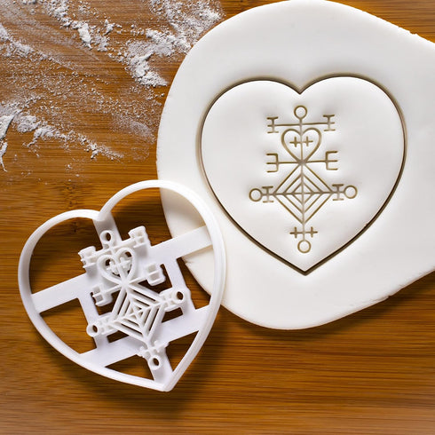 Set of 2 Icelandic Magical Stave Cookie Cutters - Designs: Love Charm Astarstafur & Runic Compass Vegvisir (2 pieces) -