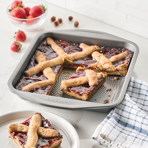Circulon 51135 Total Nonstick Baking Pan, Square - 9 Inch, Gray