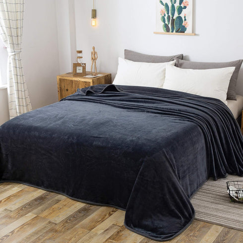 Fleece Blanket Queen Size for All Season 350GSM - Premium Lightweight Anti-Static Throw for Queen/Full Size Bed, Dark