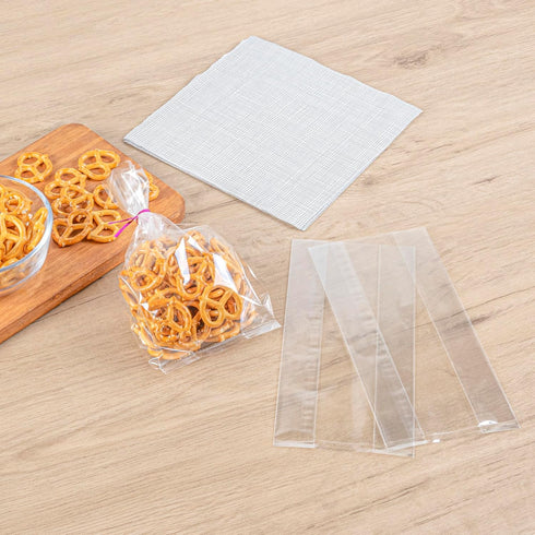 Restaurantware 100 Clear Plastic Gusset Bags 4 x 2.3 x 8 Inch - Heat Sealable Food Safe Treat Bags for Popcorn or