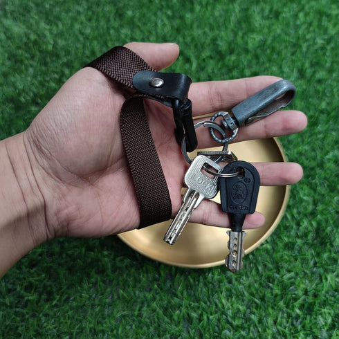 Key Bowl and Keychain Set - Decorative Bowl for Entryway Table, Jewelry Dish, Car Key Plate, Key Tray for Keys