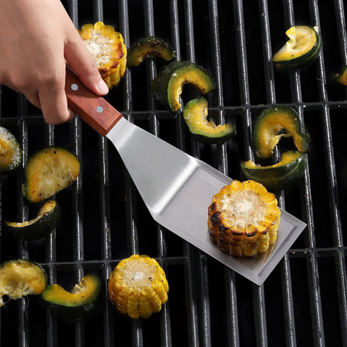 New Star Foodservice 36299 Heavy Duty Hamburger Turner/Spatula, Wood Handle, 11.5"