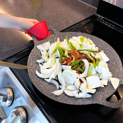 Korean Style BBQ Grill Pan for Stove Top, 13" Round Griddle with Double Bottom, Non-Stick Coating
