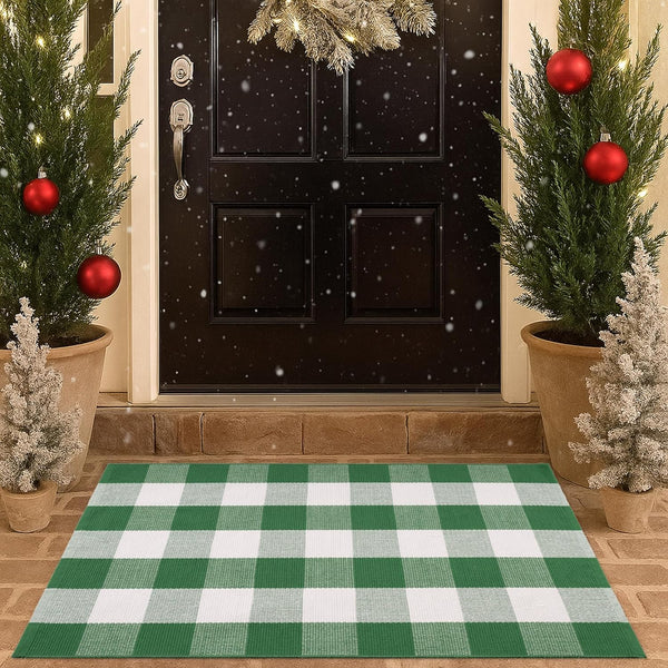 Christmas Green & White Plaid Rug - 28 x 43 Inches Outdoor