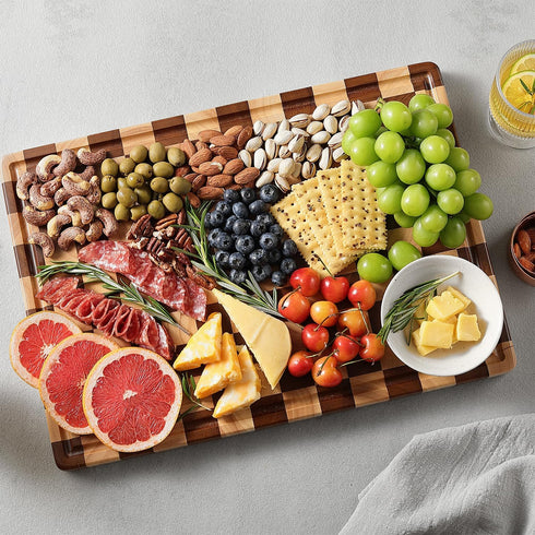 Acacia Wood Cutting Board for Kitchen Chopping Board with Grooves & Handles, Large Wooden Cutting Board for Meat