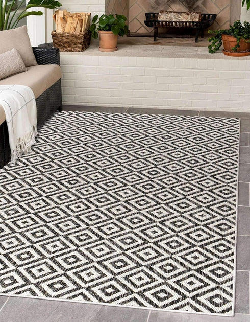 Unique Loom Jill Zarin Outdoor Collection Area Rug - Costa Rica, Charcoal Gray/Ivory (2' 2" x 3' 1" Rectangle)