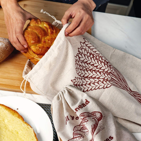 Linen Bread Bags, Pack of 4 Large and Extra Large Reusable Drawstring Bags for Homemade Artisan Bread Storage