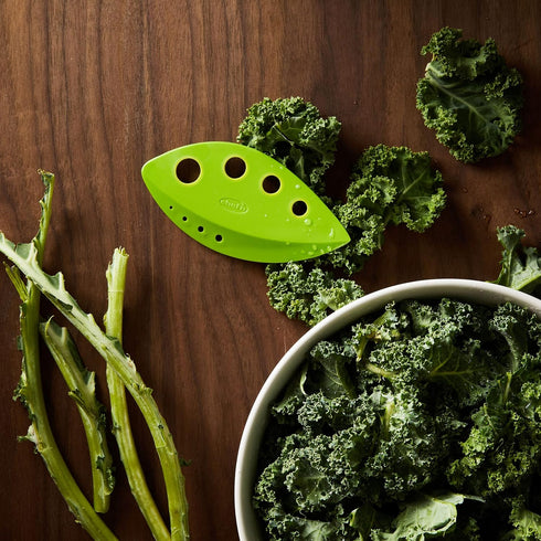 Chef'n Leaf Stripper for Kale, Chard, and Herbs - Quick & Easy