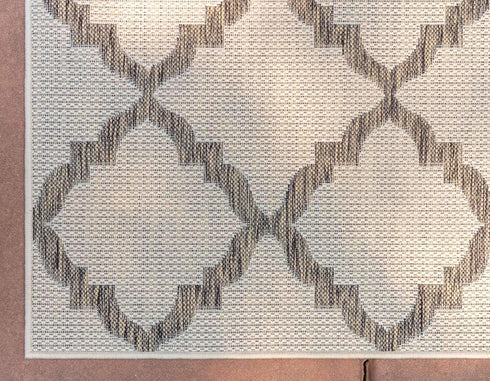 Unique Loom Outdoor Trellis Collection Area Rug - Raised Trellis (2' 2" x 3' 1", Beige/Brown)