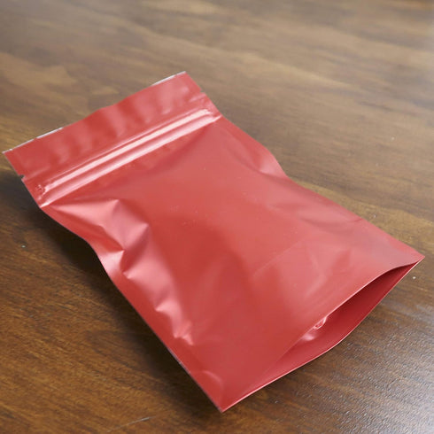 QQ Studio Pack of 100 Matte/Glossy Color Stand-Up Foil Resealable Zipper Pouches (3.9" x 5.9", Matte Red)